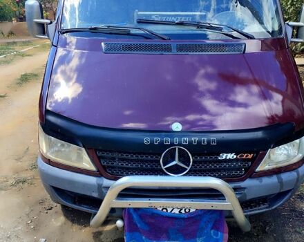 Червоний Мерседес Sprinter, об'ємом двигуна 2.7 л та пробігом 0 тис. км за 8000 $, фото 1 на Automoto.ua