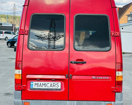 Красный Мерседес Sprinter, объемом двигателя 2.2 л и пробегом 332 тыс. км за 9999 $, фото 11 на Automoto.ua
