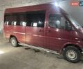 Красный Мерседес Sprinter, объемом двигателя 2.15 л и пробегом 357 тыс. км за 6500 $, фото 4 на Automoto.ua