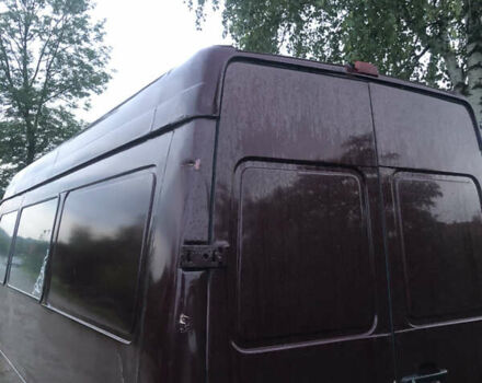 Червоний Мерседес Sprinter, об'ємом двигуна 2.7 л та пробігом 234 тис. км за 5333 $, фото 1 на Automoto.ua