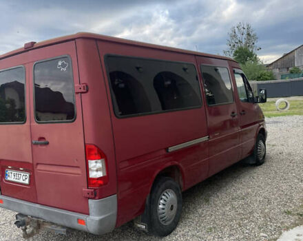 Красный Мерседес Sprinter, объемом двигателя 0 л и пробегом 210 тыс. км за 7550 $, фото 2 на Automoto.ua