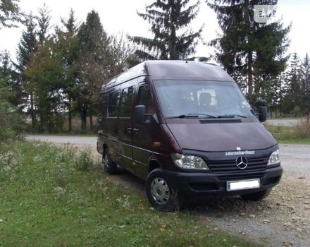 Червоний Мерседес Sprinter, об'ємом двигуна 2.7 л та пробігом 234 тис. км за 5333 $, фото 12 на Automoto.ua