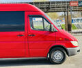 Красный Мерседес Sprinter, объемом двигателя 2.2 л и пробегом 332 тыс. км за 9999 $, фото 5 на Automoto.ua