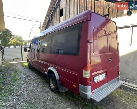 Красный Мерседес Sprinter, объемом двигателя 2.69 л и пробегом 875 тыс. км за 10500 $, фото 6 на Automoto.ua