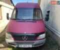 Красный Мерседес Sprinter, объемом двигателя 2.69 л и пробегом 875 тыс. км за 10500 $, фото 1 на Automoto.ua