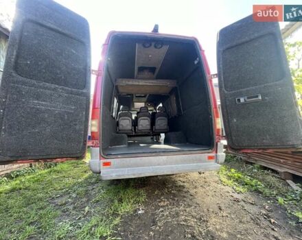 Красный Мерседес Sprinter, объемом двигателя 2.69 л и пробегом 875 тыс. км за 10500 $, фото 15 на Automoto.ua