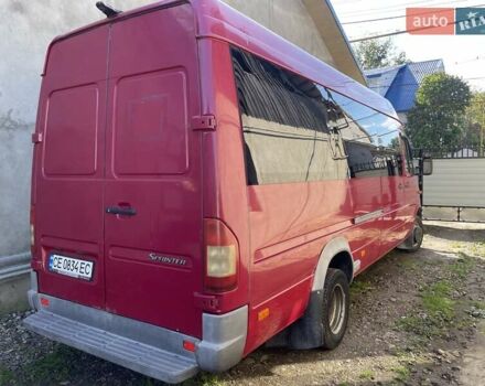 Красный Мерседес Sprinter, объемом двигателя 2.69 л и пробегом 875 тыс. км за 10500 $, фото 4 на Automoto.ua