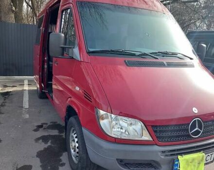 Красный Мерседес Sprinter, объемом двигателя 2.7 л и пробегом 610 тыс. км за 12200 $, фото 7 на Automoto.ua