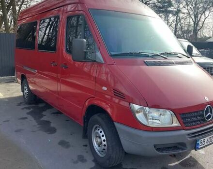 Красный Мерседес Sprinter, объемом двигателя 2.7 л и пробегом 610 тыс. км за 12200 $, фото 6 на Automoto.ua