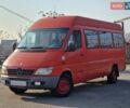 Красный Мерседес Sprinter, объемом двигателя 2.1 л и пробегом 657 тыс. км за 10490 $, фото 3 на Automoto.ua