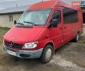 Красный Мерседес Sprinter, объемом двигателя 2.2 л и пробегом 555 тыс. км за 5599 $, фото 1 на Automoto.ua