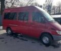 Красный Мерседес Sprinter, объемом двигателя 2.7 л и пробегом 610 тыс. км за 12200 $, фото 5 на Automoto.ua