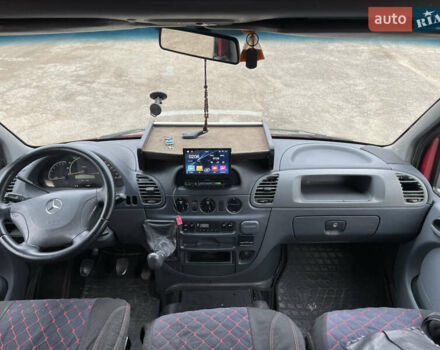 Червоний Мерседес Sprinter, об'ємом двигуна 2.69 л та пробігом 213 тис. км за 9300 $, фото 10 на Automoto.ua