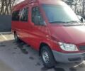 Красный Мерседес Sprinter, объемом двигателя 2.7 л и пробегом 610 тыс. км за 12200 $, фото 3 на Automoto.ua
