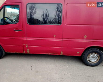 Красный Мерседес Sprinter, объемом двигателя 2.2 л и пробегом 5 тыс. км за 7000 $, фото 11 на Automoto.ua