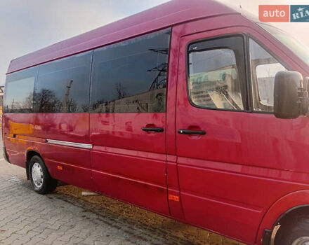 Красный Мерседес Sprinter, объемом двигателя 2.69 л и пробегом 100 тыс. км за 7350 $, фото 5 на Automoto.ua