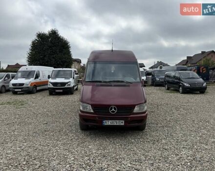 Червоний Мерседес Sprinter, об'ємом двигуна 2.7 л та пробігом 220 тис. км за 8900 $, фото 2 на Automoto.ua