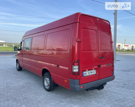 Красный Мерседес Sprinter, объемом двигателя 2.15 л и пробегом 420 тыс. км за 11000 $, фото 9 на Automoto.ua