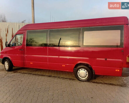 Красный Мерседес Sprinter, объемом двигателя 2.69 л и пробегом 100 тыс. км за 7350 $, фото 6 на Automoto.ua