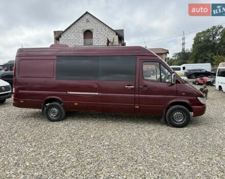 Червоний Мерседес Sprinter, об'ємом двигуна 2.7 л та пробігом 220 тис. км за 8900 $, фото 3 на Automoto.ua
