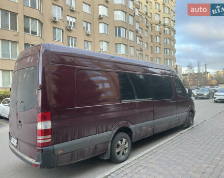 Червоний Мерседес Sprinter, об'ємом двигуна 2.2 л та пробігом 570 тис. км за 14000 $, фото 3 на Automoto.ua