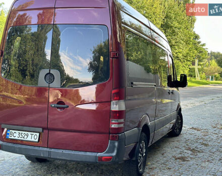 Красный Мерседес Sprinter, объемом двигателя 2.15 л и пробегом 346 тыс. км за 9999 $, фото 7 на Automoto.ua