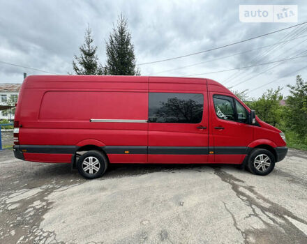 Красный Мерседес Sprinter, объемом двигателя 2.15 л и пробегом 500 тыс. км за 12999 $, фото 8 на Automoto.ua