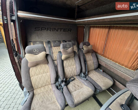 Красный Мерседес Sprinter, объемом двигателя 2.15 л и пробегом 500 тыс. км за 14999 $, фото 55 на Automoto.ua