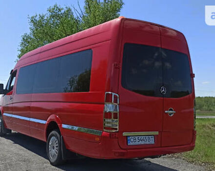 Красный Мерседес Sprinter, объемом двигателя 2.2 л и пробегом 620 тыс. км за 33300 $, фото 2 на Automoto.ua