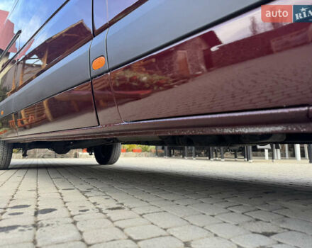 Красный Мерседес Sprinter, объемом двигателя 2.15 л и пробегом 500 тыс. км за 14999 $, фото 13 на Automoto.ua