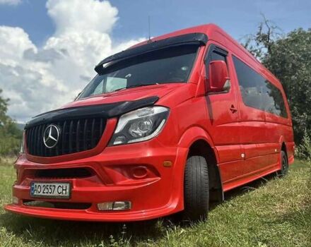 Красный Мерседес Sprinter, объемом двигателя 2.99 л и пробегом 400 тыс. км за 22500 $, фото 11 на Automoto.ua