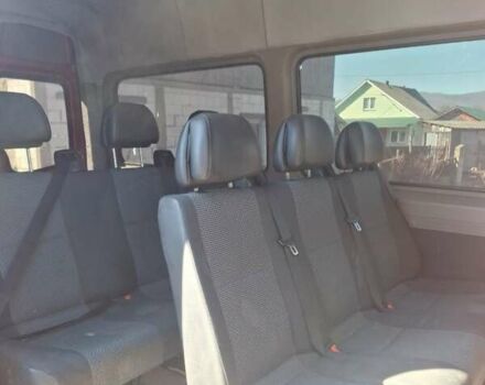 Красный Мерседес Sprinter, объемом двигателя 2.1 л и пробегом 900 тыс. км за 7700 $, фото 5 на Automoto.ua