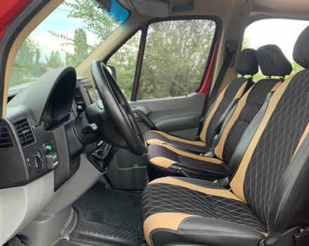 Красный Мерседес Sprinter, объемом двигателя 3 л и пробегом 450 тыс. км за 20500 $, фото 8 на Automoto.ua