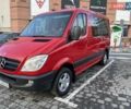 Красный Мерседес Sprinter, объемом двигателя 2.14 л и пробегом 315 тыс. км за 14999 $, фото 1 на Automoto.ua