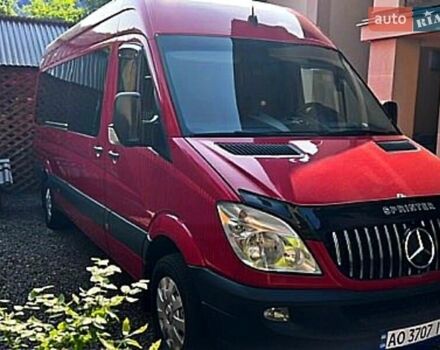 Червоний Мерседес Sprinter, об'ємом двигуна 2.1 л та пробігом 160 тис. км за 18000 $, фото 1 на Automoto.ua