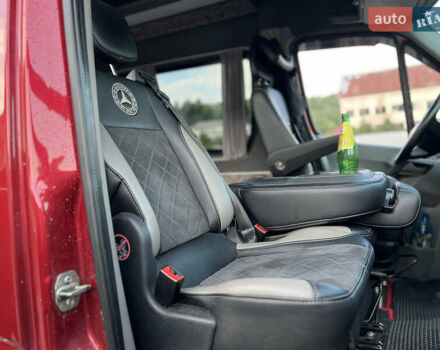 Красный Мерседес Sprinter, объемом двигателя 2.99 л и пробегом 350 тыс. км за 26999 $, фото 38 на Automoto.ua