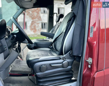 Красный Мерседес Sprinter, объемом двигателя 2.99 л и пробегом 350 тыс. км за 26999 $, фото 49 на Automoto.ua