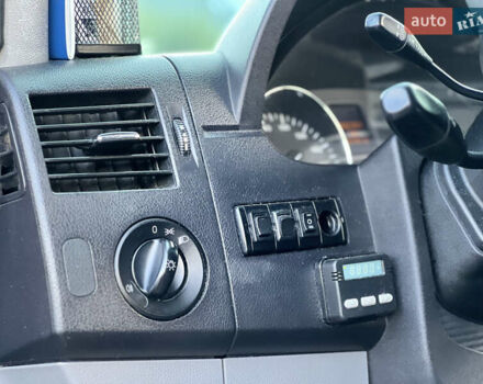 Красный Мерседес Sprinter, объемом двигателя 2.99 л и пробегом 350 тыс. км за 26999 $, фото 47 на Automoto.ua
