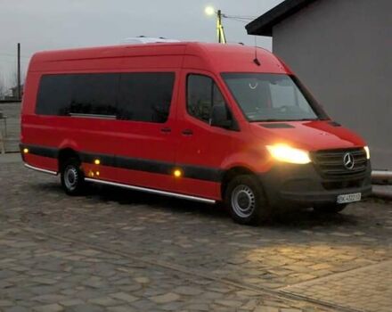 Красный Мерседес Sprinter, объемом двигателя 2.99 л и пробегом 340 тыс. км за 45500 $, фото 2 на Automoto.ua