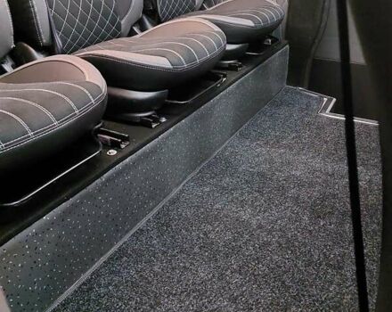Красный Мерседес Sprinter, объемом двигателя 2.14 л и пробегом 255 тыс. км за 40000 $, фото 10 на Automoto.ua
