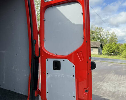 Красный Мерседес Sprinter, объемом двигателя 3 л и пробегом 360 тыс. км за 45999 $, фото 53 на Automoto.ua