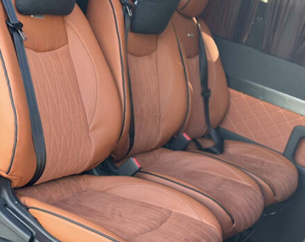 Красный Мерседес Sprinter, объемом двигателя 3 л и пробегом 360 тыс. км за 45999 $, фото 48 на Automoto.ua