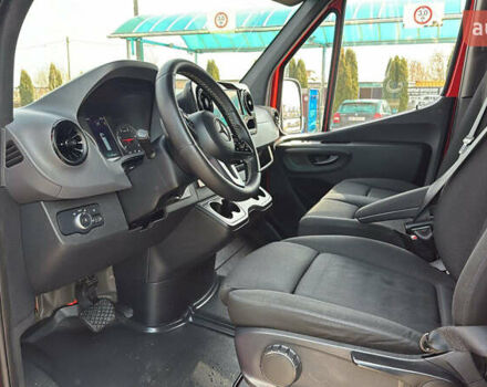 Красный Мерседес Sprinter, объемом двигателя 0 л и пробегом 344 тыс. км за 44000 $, фото 4 на Automoto.ua