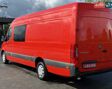 Красный Мерседес Sprinter, объемом двигателя 3 л и пробегом 360 тыс. км за 45999 $, фото 11 на Automoto.ua