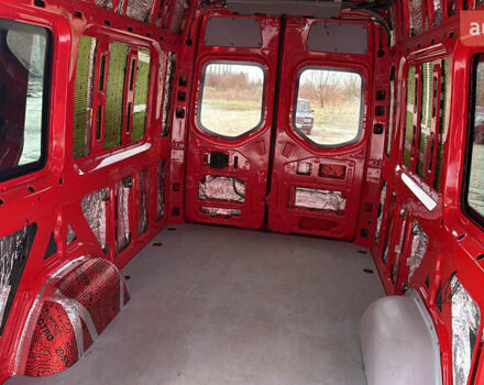 Красный Мерседес Sprinter, объемом двигателя 0 л и пробегом 344 тыс. км за 44000 $, фото 3 на Automoto.ua