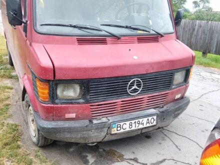 Мерседес Sprinter 1995 у Житомирі на Automoto.ua Червоний Мерседес Sprinter, об'ємом двигуна 0 л та пробігом 700 тис. км за 2500 $, фото 1 на Automoto.ua