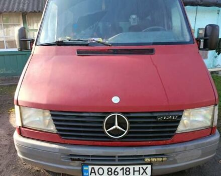 Мерседес Sprinter 1998 в Рахове на Automoto.ua Красный Мерседес Sprinter, объемом двигателя 3 л и пробегом 594 тыс. км за 6000 $, фото 1 на Automoto.ua