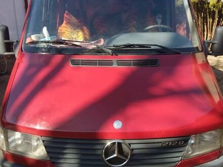 Мерседес Sprinter 1998 в Ковель на Automoto.ua Красный Мерседес Sprinter, объемом двигателя 2.9 л и пробегом 600 тыс. км за 5000 $, фото 1 на Automoto.ua