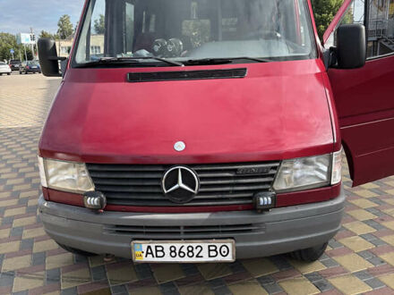 Червоний Мерседес Sprinter, об'ємом двигуна 2.3 л та пробігом 558 тис. км за 5500 $, фото 1 на Automoto.ua