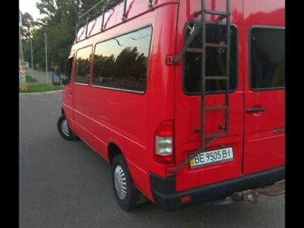 Червоний Мерседес Sprinter, об'ємом двигуна 2.9 л та пробігом 320 тис. км за 6000 $, фото 1 на Automoto.ua